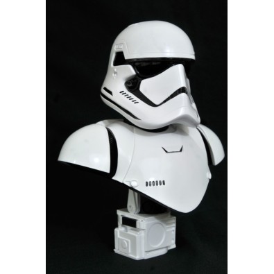 Diamond: Legends In 3D - Star Wars The Force Awakens - First Order Trooper Bust (25cm) (Jul212515) Diamond: Legends In 3D - Star Wars The Force Awakens - First Order Trooper Bust (25cm) (Jul212515)