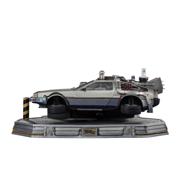 Iron Studios: Back to the Future II Art Scale Statue 1/10 DeLorean 58 cm