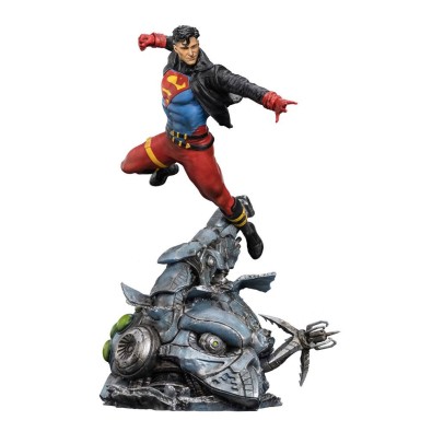 Iron Studios: DC Comics Deluxe Art Scale Statue 1/10 Superboy 28 cm Iron Studios: DC Comics Deluxe Art Scale Statue 1/10 Superboy 28 cm