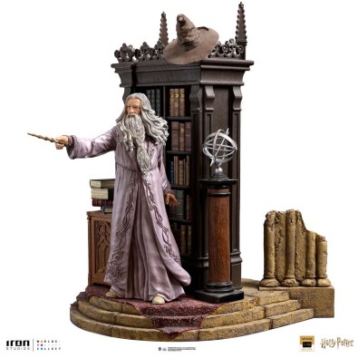 Iron Studios: Harry Potter Deluxe Art Scale Statue 1/10 Albus Dumbledore 30 cm Iron Studios: Harry Potter Deluxe Art Scale Statue 1/10 Albus Dumbledore 30 cm