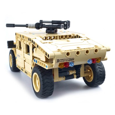 Mechanical Master: R/C Armed Off-road Vehicle 24G 4CH - 502pcs