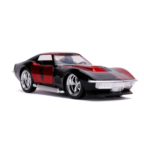 Harley Quinn: 1969 Corvette Stingray (1:32)