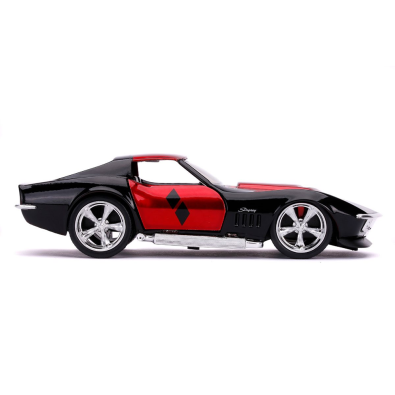 Harley Quinn: 1969 Corvette Stingray (1:32) Harley Quinn: 1969 Corvette Stingray (1:32)