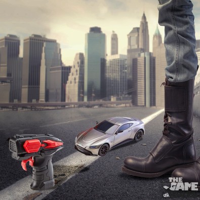 Aston Martin Vantage RC (1:24)