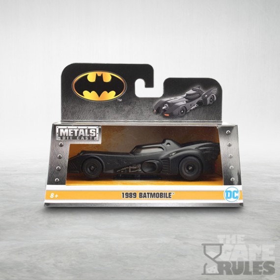 Batman 1989: Batmobile (1:32)