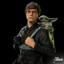 Star Wars: Book of Boba Fett - Luke Skywalker and Grogu Training - Art Scale 1/10 Statue