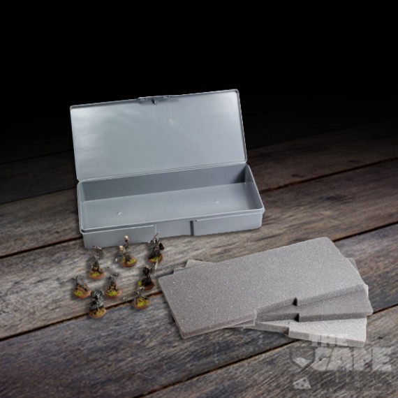Figure Carrying Case with 3 Uncut Foam Layers