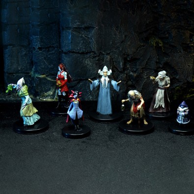 D&D Icons of the Realms: Curse of Strahd - Covens & Covenants Premium Box D&D Icons of the Realms: Curse of Strahd - Covens & Covenants Premium Box