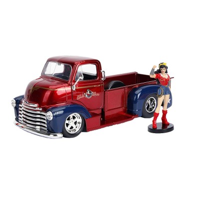 DC Bombshells Wonder Woman 1:24 DC Bombshells Wonder Woman 1:24