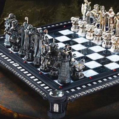 Harry Potter - The Final Challenge Chess Set