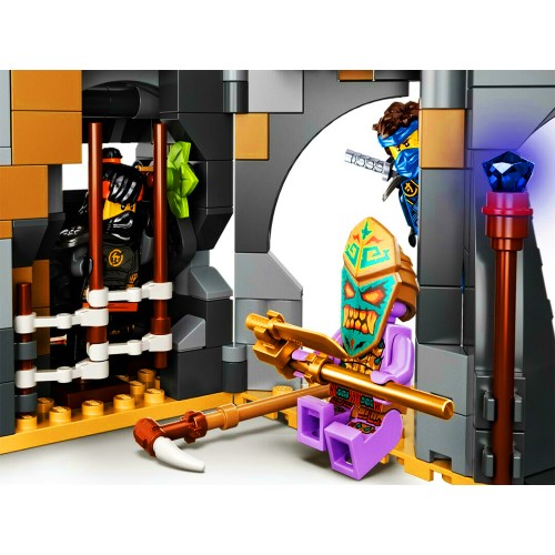 LEGO Ninjago: The Keepers' Village (8+ ετών)