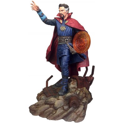 Marvel Gallery Avengers 3 Dr Strange PVC Figure