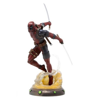 Marvel Gallery Deadpool PVC Figure
