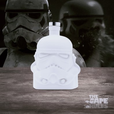 Star Wars: Original White Stormtrooper - Γυάλινο Μπουκάλι για Ουίσκι Star Wars: Original White Stormtrooper - Γυάλινο Μπουκάλι για Ουίσκι