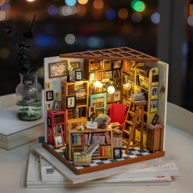 Robotime: Sam's Study - 3D Puzzle (1:24) Robotime: Sam's Study - 3D Puzzle (1:24)
