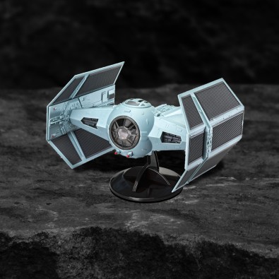 Star Wars - Darth Vader's TIE Fighter (1:57) Star Wars - Darth Vader's TIE Fighter (1:57)