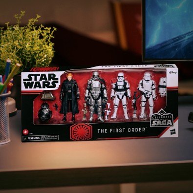 Star Wars: Celebrate the Saga - The First Order Action Figure Set