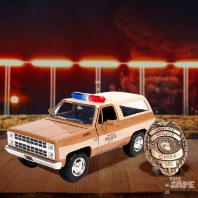 Stranger Things Hopper's 1980 Chevy 1:24 Stranger Things Hopper's 1980 Chevy 1:24