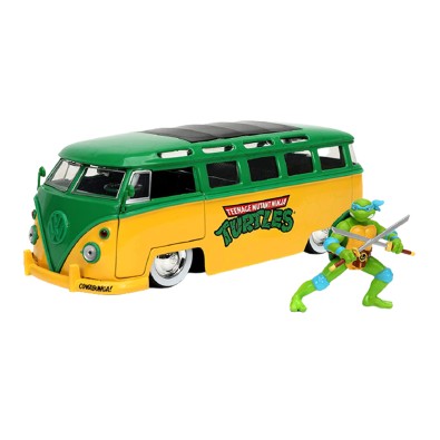 Turtles Leonardo 1962 VW Bus 1:24 Turtles Leonardo 1962 VW Bus 1:24