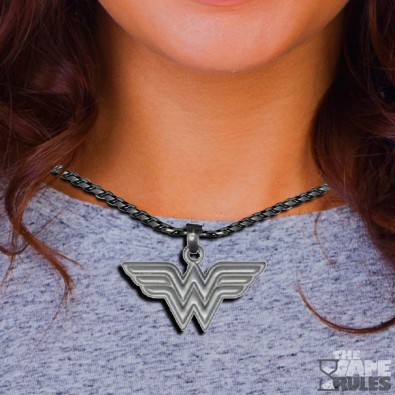 Wonderwoman DC Comics: Limited Edition - Unisex Μεταλλικό Κολιέ