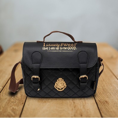 Harry Potter: Quilted Satchel Lunch Bag (Black) Harry Potter: Quilted Satchel Lunch Bag (Black)