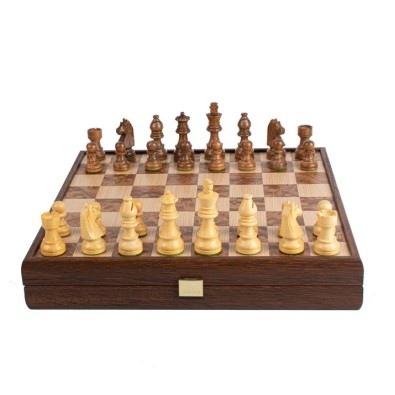 Handcrafted Walnut Burl Chess Set - 35x35cm with Staunton Chessmen (7.6cm King) Handcrafted Walnut Burl Chess Set - 35x35cm with Staunton Chessmen (7.6cm King)
