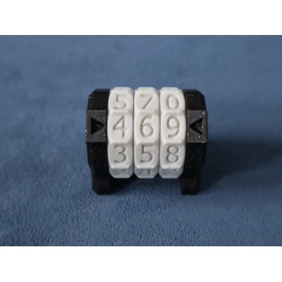 Generic 3D Counter for life, score and more (3 digit)